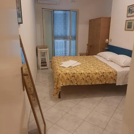 Camera * Ventotene